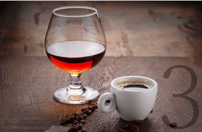 紅茶やコーヒーなどの着色物
